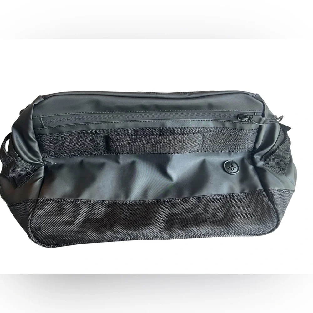 Adidas Large Duffel Bag Grey/Black NWT Gym Travel Baseball Sports